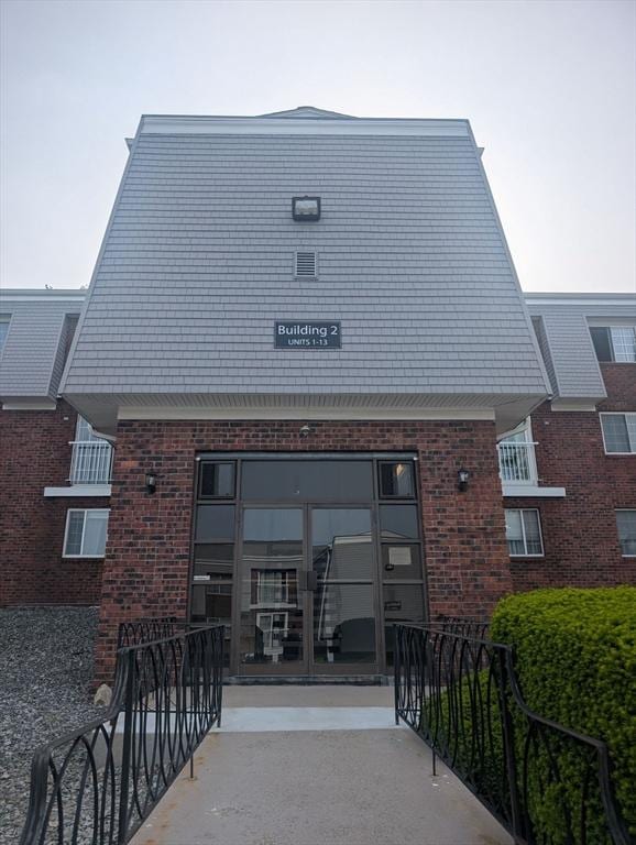 300 Smithfield Rd Unit 2-2, North Providence, RI 02904 - view of building exterior