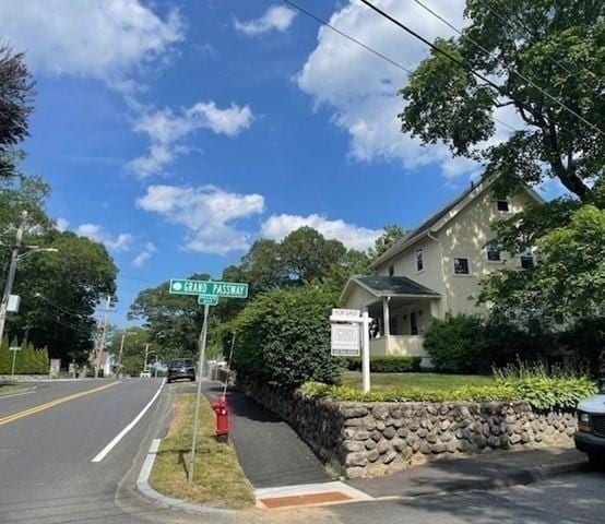 192 Salem St, Wakefield, MA 01880 - view of asphalt street featuring sidewalks and curbs