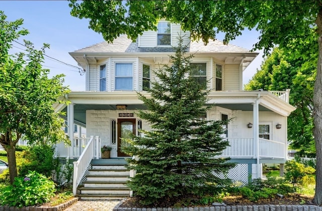 view of front of property with covered porch