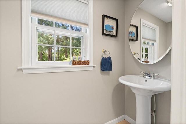9 Michael Way Unit 41, Andover, MA 01810 - bathroom featuring baseboards and a sink