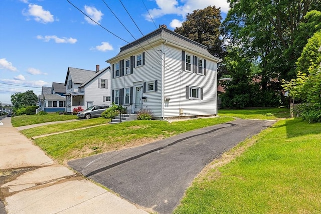 265 Mechanic St, Marlborough, MA 01752 - view of front of property with a front yard