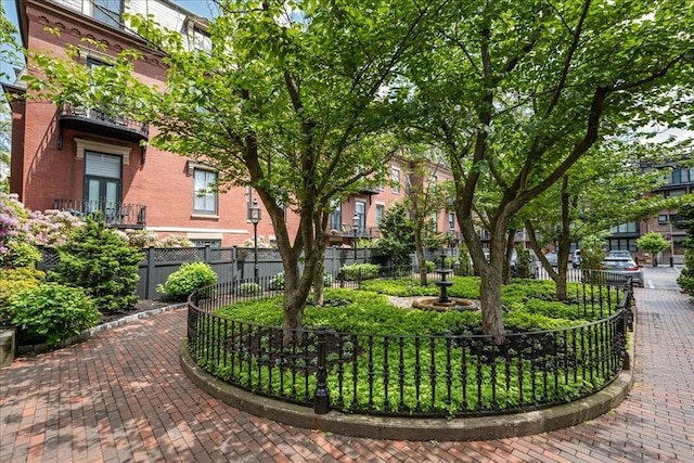 130 Appleton St Unit 4E, Boston, MA 02116 - view of home's community
