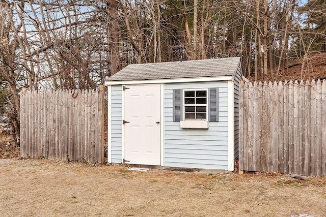 view of outbuilding