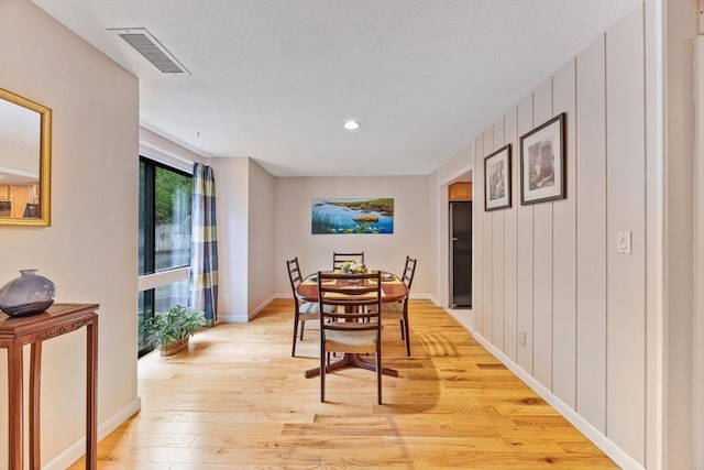 374 Great Rd Unit 10, Acton, MA 01720 - dining area with light wood-type flooring, baseboards, and recessed lighting