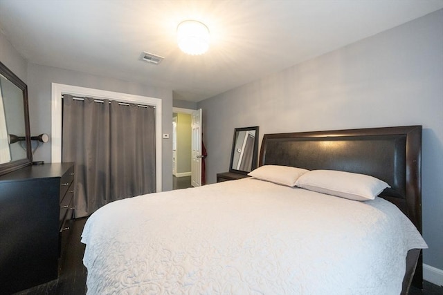 109 Circle Dr, Wrentham, MA 02093 - bedroom with baseboards