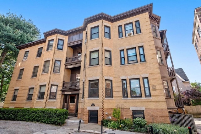 17 Park Vale Unit 2, Brookline, MA 02446 - view of building exterior