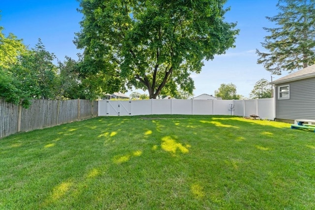 36 Porter Rd, Marlborough, MA 01752 - view of fenced backyard