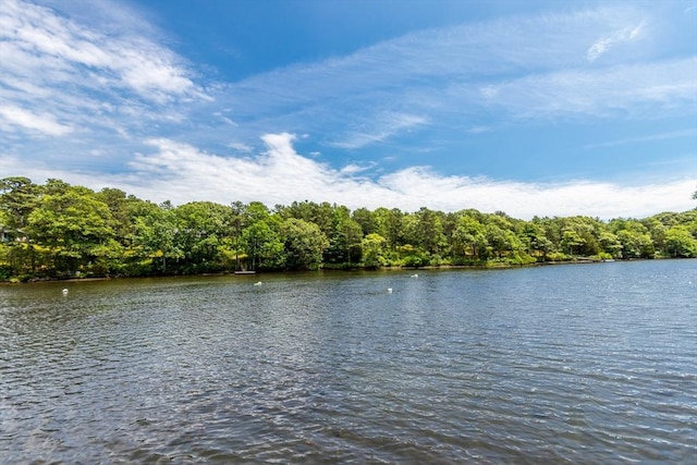 15 Jessica Way, Falmouth, MA 02536