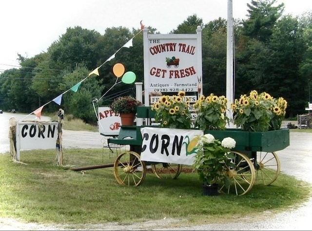 45 Gardner Rd, Hubbardston, MA 01452 - community sign featuring a yard