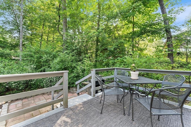 117 Woodland Dr, Lunenburg, MA 01462 - view of patio with outdoor dining space