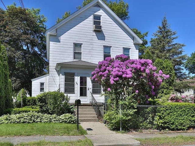 32 Carter St, Hudson, MA 01749 - view of front of house