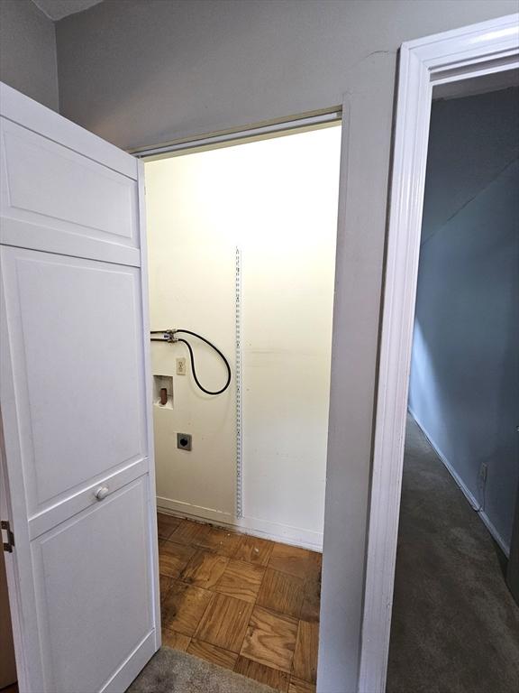 403 Windsor Dr Unit 0, Framingham, MA 01701 - bathroom with baseboards
