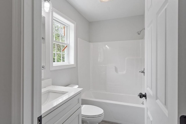 572 Pleasant St, Athol, MA 01331 - full bath with vanity and tub / shower combination