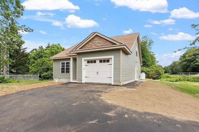 572 Pleasant St, Athol, MA 01331 - garage with driveway