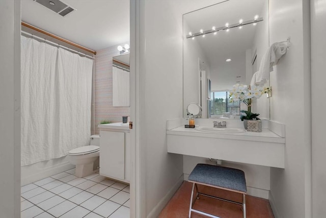 full bathroom featuring toilet, shower / tub combo, tile patterned flooring, and sink