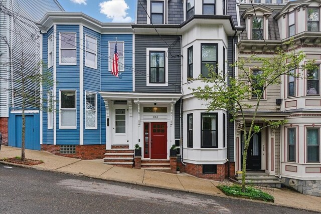 multi unit property with entry steps
