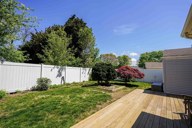 329 Brooklawn Ave, New Bedford, MA 02745 - view of wooden terrace