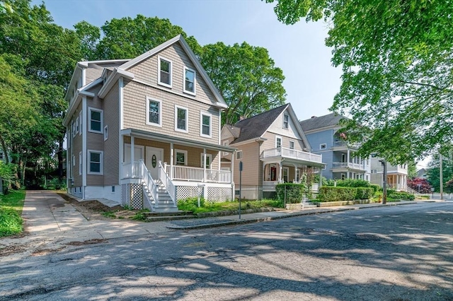 7 Cliff St, Attleboro, MA 02703 - view of front of property with covered porch