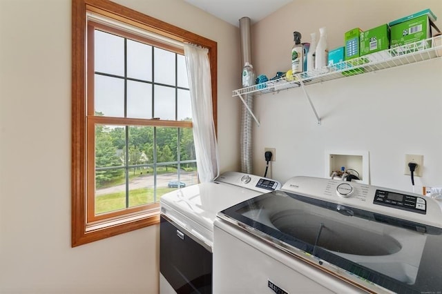 39 Grey Fox Lndg, Woodstock, CT 06281 - laundry area with washer and dryer and plenty of natural light