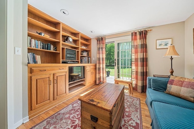 771 Ferry St, Marshfield, MA 02050 - living area with light wood-style flooring