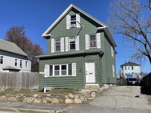 629 Cambridge St, Worcester, MA 01610 - traditional home featuring entry steps and driveway