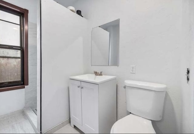 629 Cambridge St, Worcester, MA 01610 - full bath with toilet, vanity, and a shower