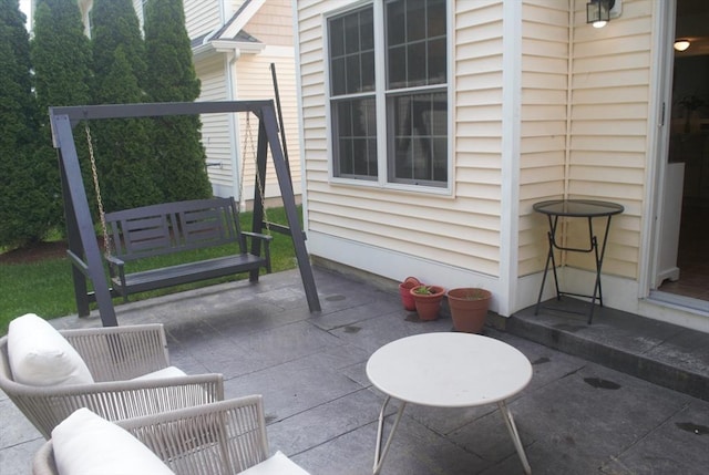 11 Rockingham Dr Unit 11, Tewksbury, MA 01876 - view of patio