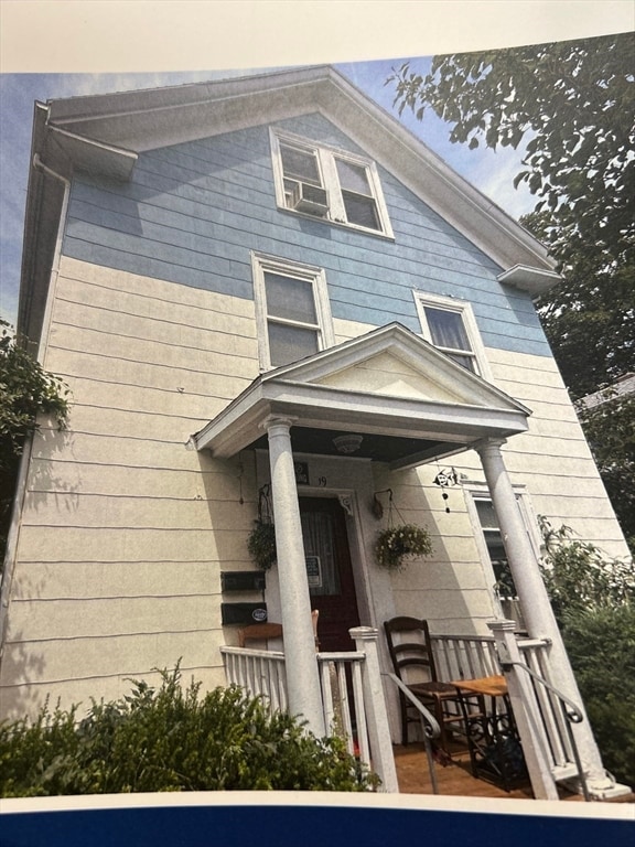 view of front of home with a porch