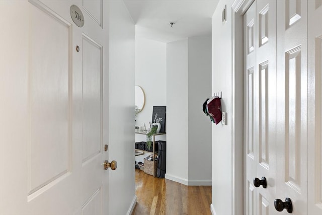 416 Marlborough St Unit 504, Boston, MA 02115 - hall with baseboards, visible vents, and light wood-style flooring