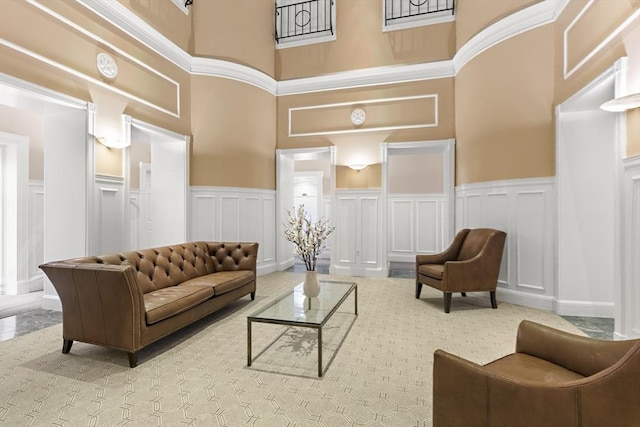 416 Marlborough St Unit 504, Boston, MA 02115 - interior space with a high ceiling, a decorative wall, and a wainscoted wall