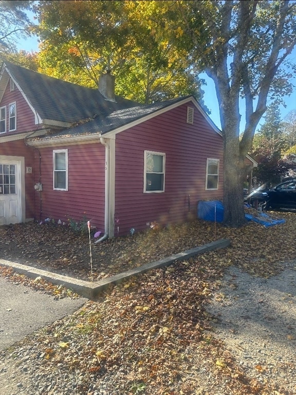 view of home's exterior