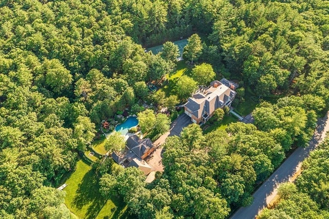 bird's eye view with a forest view