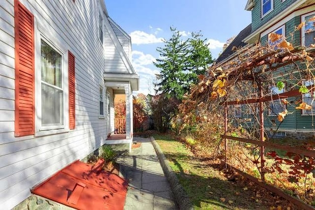 4-6 W St, Arlington, MA 02476 - view of yard