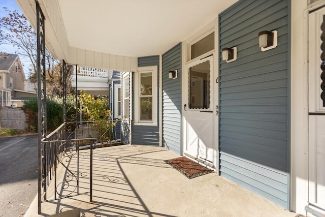 view of patio featuring covered porch