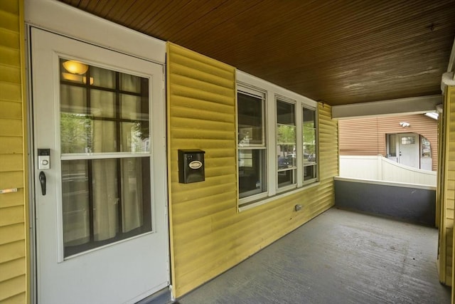 80 Rochelle St, Springfield, MA 01109 - view of patio / terrace with a porch