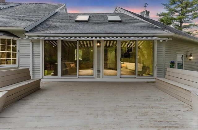 view of deck at dusk