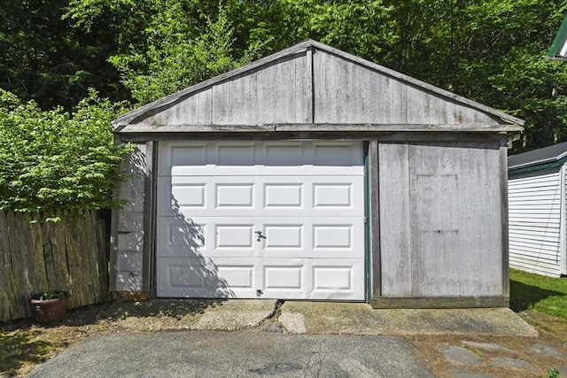 66 Squantum Rd, Jaffrey, NH 03452 - view of detached garage