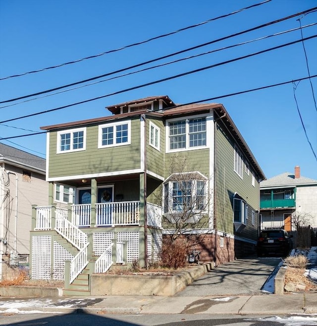 view of front of house with covered porch