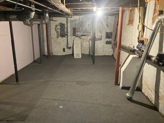 423 Orange St, Springfield, MA 01108 - view of unfinished basement