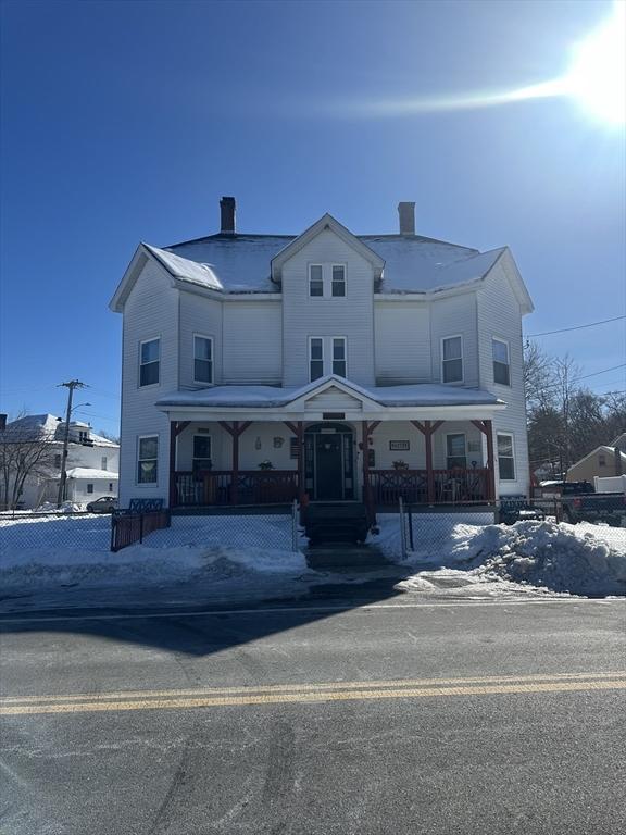 8 Elm St, Leominster, MA 01453