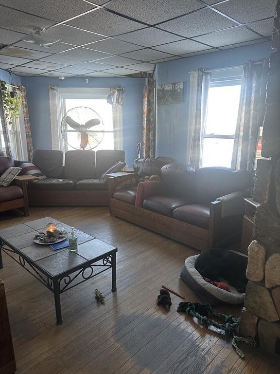 8 Elm St, Leominster, MA 01453