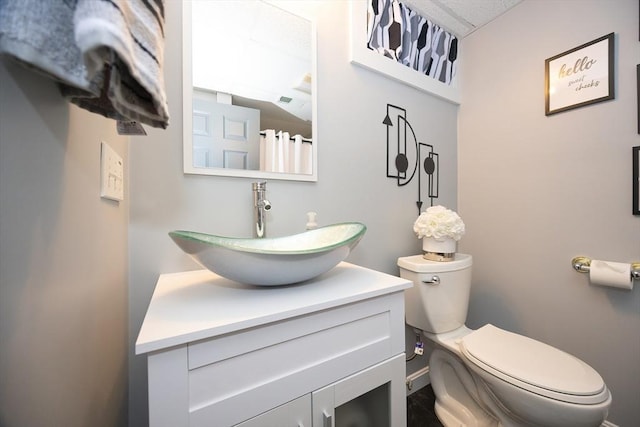 38 Nature View Dr Unit 38, Uxbridge, MA 01569 - bathroom with vanity and toilet