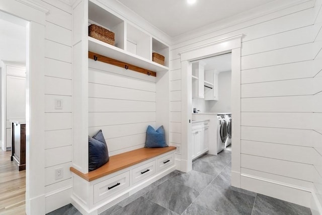 10 Dawson Way, Falmouth, MA 02536 - mudroom with independent washer and dryer and crown molding