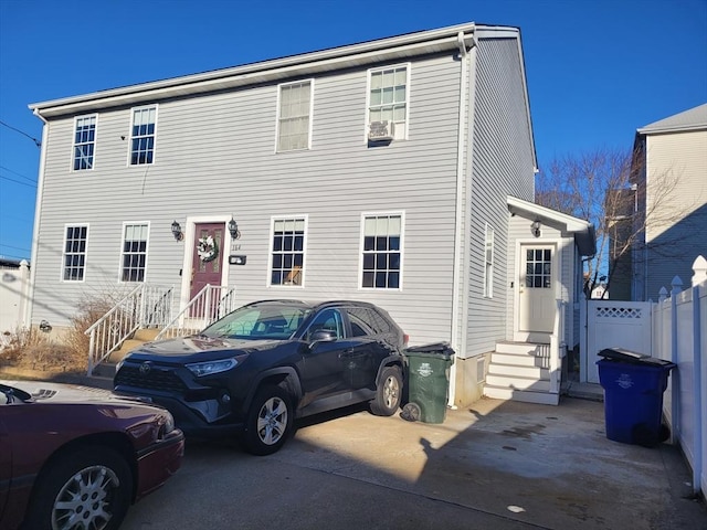 view of front of house