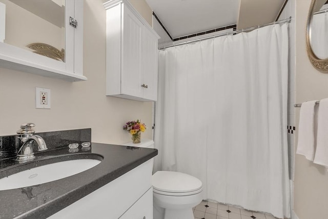 15 River Unit 306, Boston, MA 02108 - full bath with vanity, toilet, and a shower with curtain