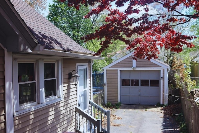 27 Bushwick Pl, Springfield, MA 01109 - detached garage featuring driveway