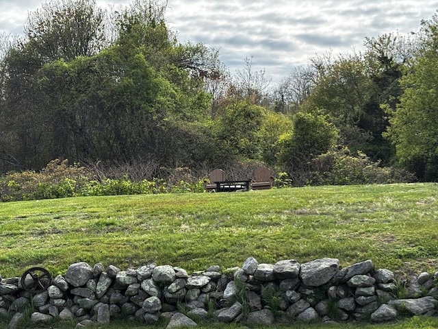 482 Smith Neck Rd, Dartmouth, MA 02748