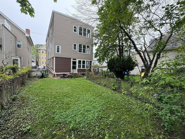 915 E 4th St, Boston, MA 02127 - view of back of house