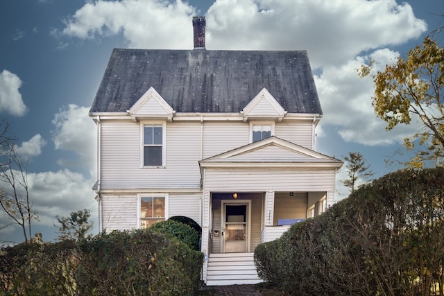 view of front of house featuring a porch