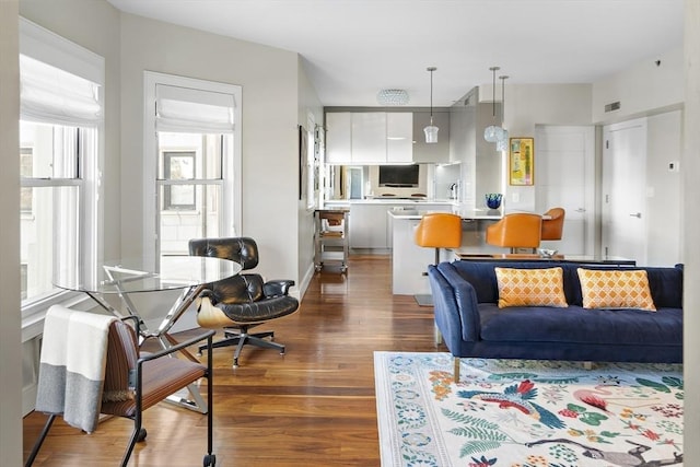 416 Commonwealth Ave Unit 317, Boston, MA 02215 - living room featuring visible vents and dark wood-type flooring
